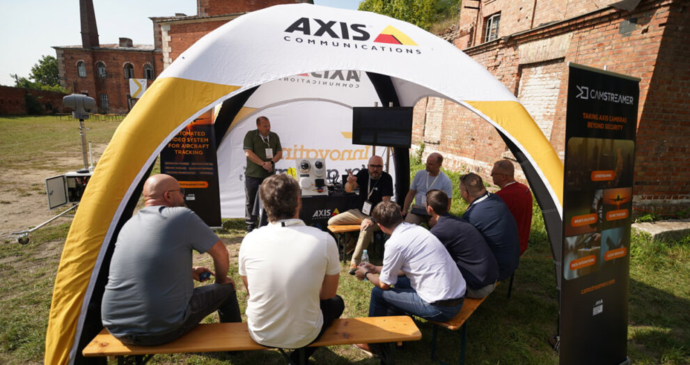 Axis DemoShow