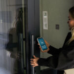 Monitoring wizyjny 2025: Edge AI i kamery wielosensorowe na czele